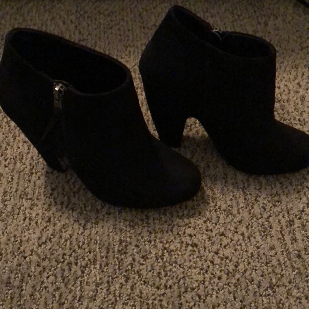 Black Madden Girl Ankle Booties Size 7